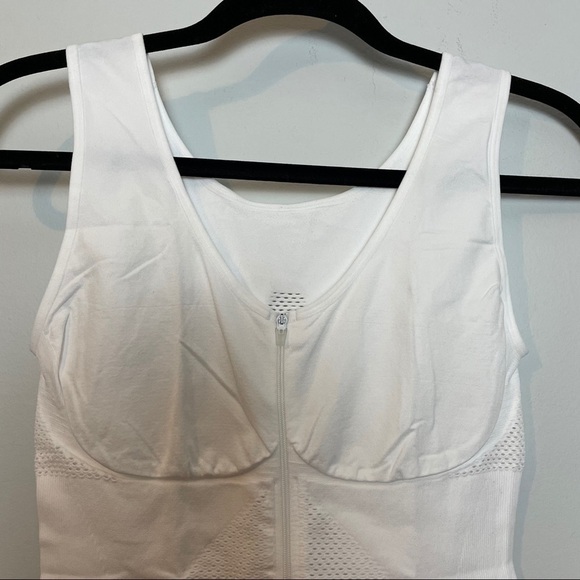 White Cooling Nylon Tank with Full Front Zipper - Picture 2 of 13